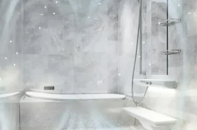 TOTO、新機能「クリアキープ」でお風呂掃除がもっとラクに